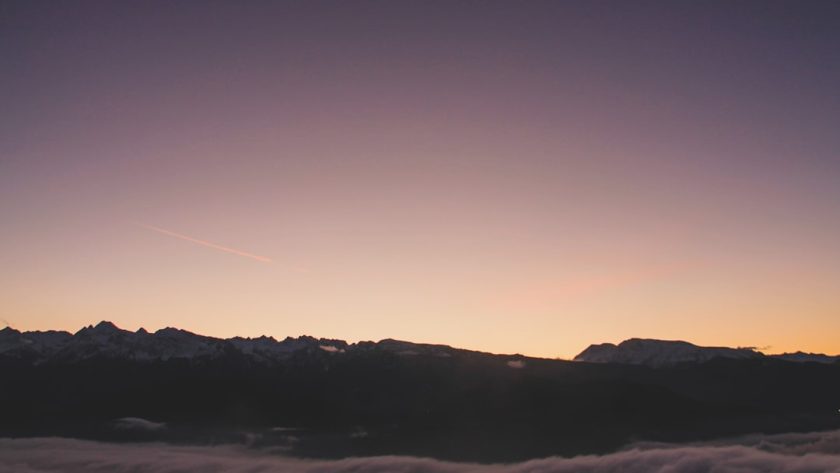 découvrez l'histoire fascinante de la bastille, symbole de la révolution française, et explorez son impact sur la société moderne. plongez dans les récits de résistance et de liberté qui ont marqué cet emblème historique.