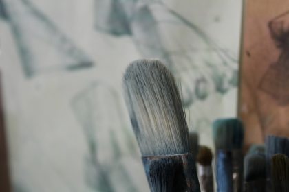 découvrez comment l'éducation artistique enrichit la créativité et stimule le développement personnel. explorez des programmes innovants qui inspirent les jeunes à s'exprimer à travers l'art.