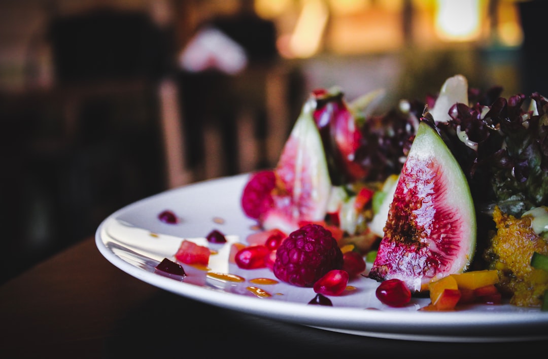 découvrez l'univers fascinant de la gastronomie, où chaque plat raconte une histoire, chaque saveur éveille vos sens et chaque recette est une œuvre d'art culinaire. plongez dans les traditions, les techniques et les inspirations qui font de la gastronomie une véritable expérience sensorielle.