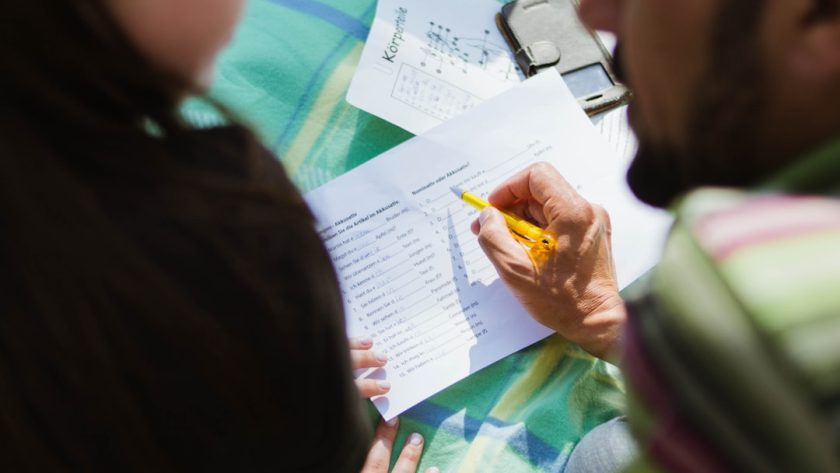 découvrez comment améliorer vos compétences linguistiques avec nos conseils pratiques et ressources. que vous souhaitiez apprendre une nouvelle langue ou perfectionner vos compétences existantes, trouvez des stratégies efficaces pour réussir dans l'apprentissage des langues.