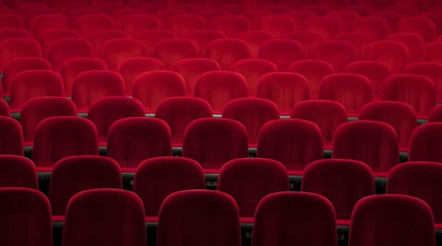 découvrez l'univers fascinant du théâtre, où l'art de la scène prend vie à travers des performances captivantes. explorez les différentes formes de théâtre, des classiques aux créations contemporaines, et plongez dans une expérience culturelle enrichissante.