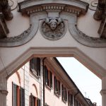 découvrez la richesse de l'architecture historique à travers les âges. de l'élégance des châteaux médiévaux aux merveilles des monuments classiques, plongez dans l'histoire et explorez les styles architecturaux qui ont façonné notre patrimoine culturel.