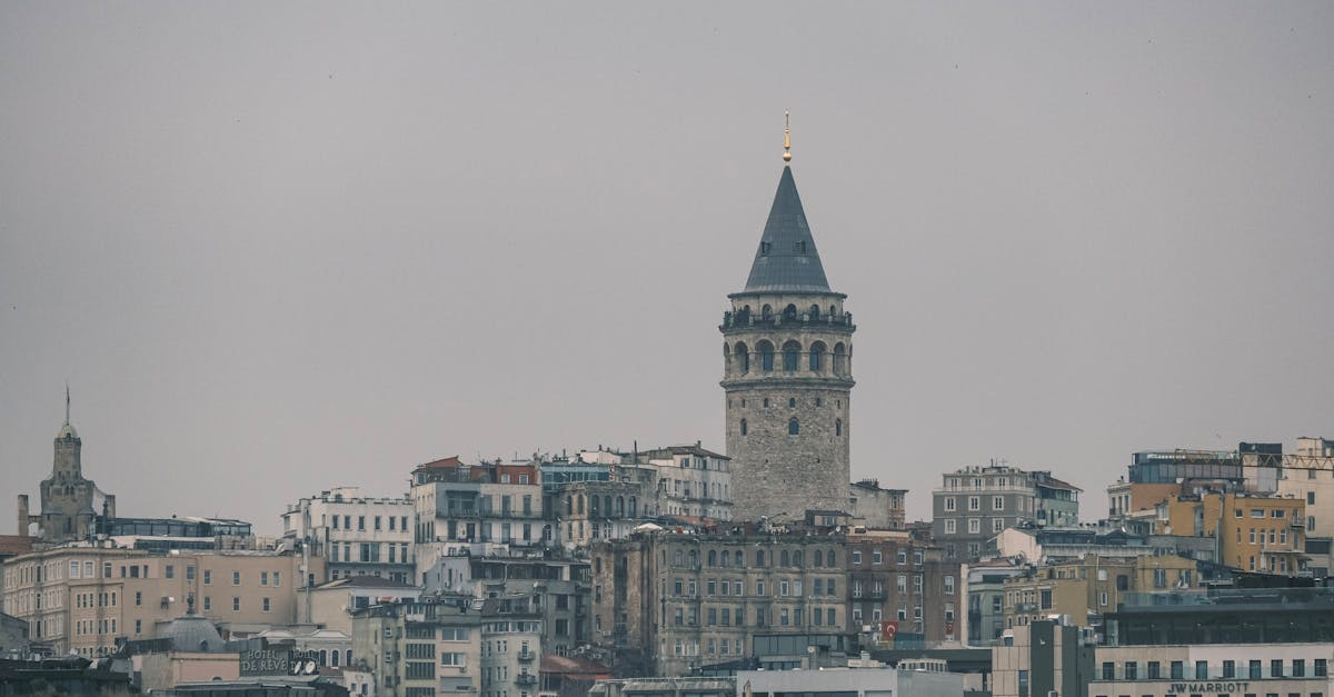 découvrez les sites historiques fascinants qui témoignent du riche patrimoine culturel de notre planète. explorez des monuments emblématiques, des ruines anciennes et des lieux chargés d'histoire qui vous transporteront à travers le temps.