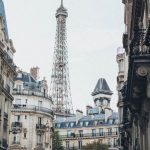 découvrez la magie de paris, la ville des lumières. explorez ses monuments emblématiques, ses musées renommés et ses charmants cafés. plongez dans la culture, l'art et la gastronomie de cette capitale incontournable.