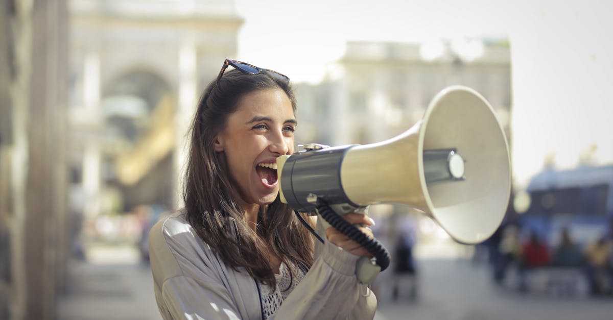 découvrez l'énergie vibrante des festivals de rue, où la musique, l'art et la culture s'unissent pour créer des expériences inoubliables. plongez dans une atmosphère festive, admirez des performances live, explorez des stands artisanaux et savourez une variété de délices culinaires. rejoignez-nous pour célébrer la créativité et la diversité au cœur de nos villes.