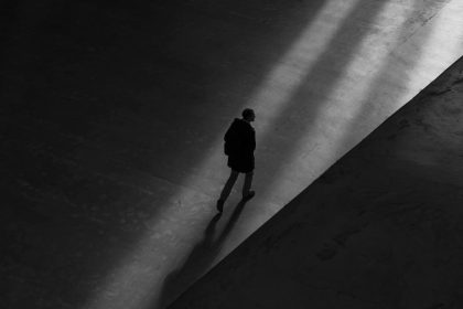 découvrez les bienfaits de la marche, une activité accessible à tous, qui améliore la santé physique et mentale. explorez des conseils pratiques, des itinéraires de randonnée et des astuces pour intégrer la marche dans votre quotidien.