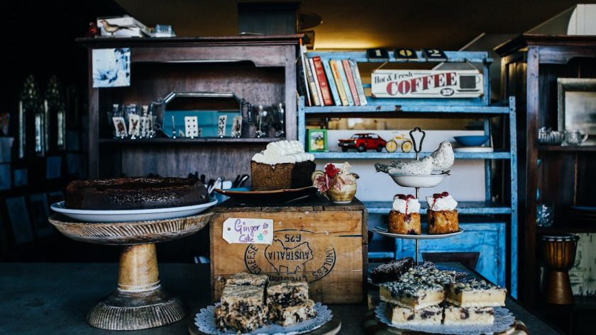 découvrez l'univers fascinant des compétitions gastronomiques, où les chefs s'affrontent pour créer des plats innovants et savoureux. suivez les meilleures équipes dans des défis culinaires passionnants et savourez l'excellence de la gastronomie à travers le monde.
