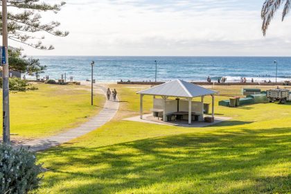 découvrez une multitude d'activités en plein air qui vous permettront de vous reconnecter avec la nature. que ce soit la randonnée, le camping, le kayak ou le vélo, explorez des aventures uniques et enrichissantes adaptées à tous les niveaux dans des paysages à couper le souffle.
