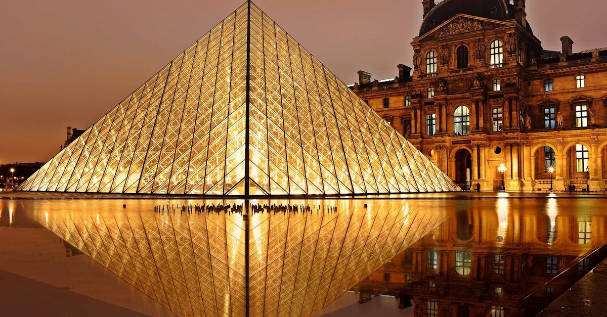 découvrez paris, la ville lumière, célèbre pour ses monuments emblématiques, sa riche histoire, sa culture vibrante et sa gastronomie exquise. explorez les rues animées, les musées de renommée mondiale et les cafés pittoresques qui font de paris une destination incontournable.