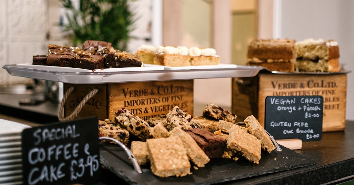découvrez notre large sélection de pâtisseries artisanales, alliant tradition et créativité. craquez pour nos douceurs sucrées, parfaites pour toutes les occasions, et laissez votre palais se régaler avec des saveurs incomparables.