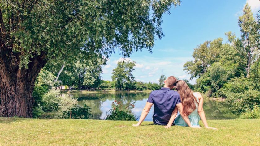 découvrez l'essence du romantisme à travers des histoires émouvantes, des lieux enchanteurs et des conseils pour vivre des moments inoubliables avec votre partenaire. plongez dans un monde où l'amour et la passion se rencontrent.