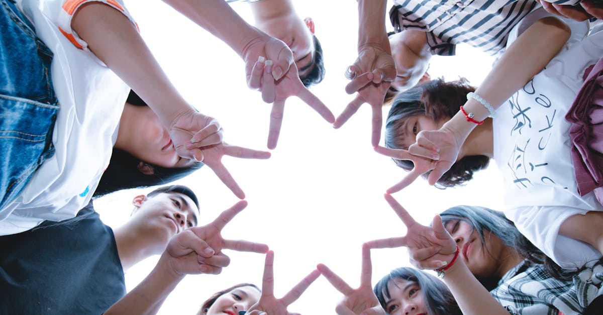 découvrez le pouvoir de la solidarité dans notre société. apprenez comment l'entraide et le soutien mutuel peuvent transformer des vies et renforcer nos communautés. ensemble, faisons la différence !