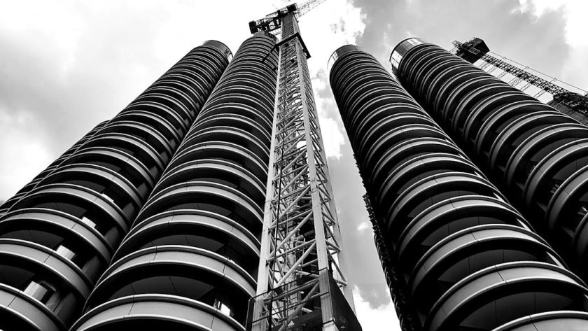 découvrez l'univers fascinant de l'urbanisme, l'art de concevoir et d'organiser les espaces urbains pour améliorer la qualité de vie des citadins. explorez les tendances, les défis et les innovations qui façonnent nos villes de demain.
