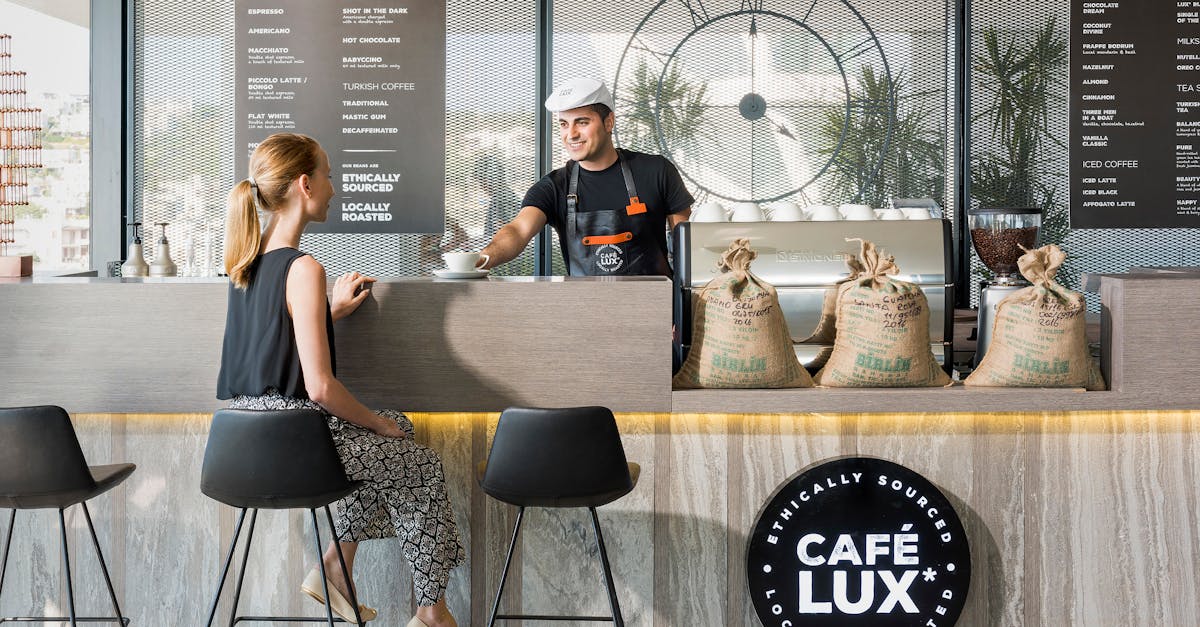 découvrez l'univers riche et fascinant du café, des variétés de grains aux méthodes d'infusion. apprenez à savourer chaque tasse et explorez les bienfaits et l'histoire de cette boisson emblématique.