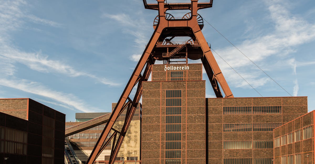 découvrez l’histoire industrielle, de la révolution mécanique aux innovations modernes, en explorant les grandes étapes, inventions majeures et impacts économiques qui ont transformé notre société.