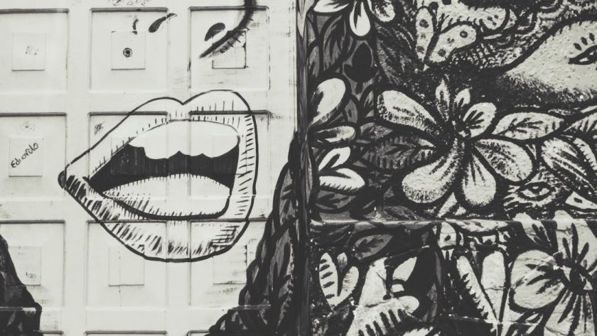 découvrez l'univers du street art : son histoire, ses techniques et les artistes emblématiques qui transforment les villes en galeries à ciel ouvert. plongez dans l'art urbain !