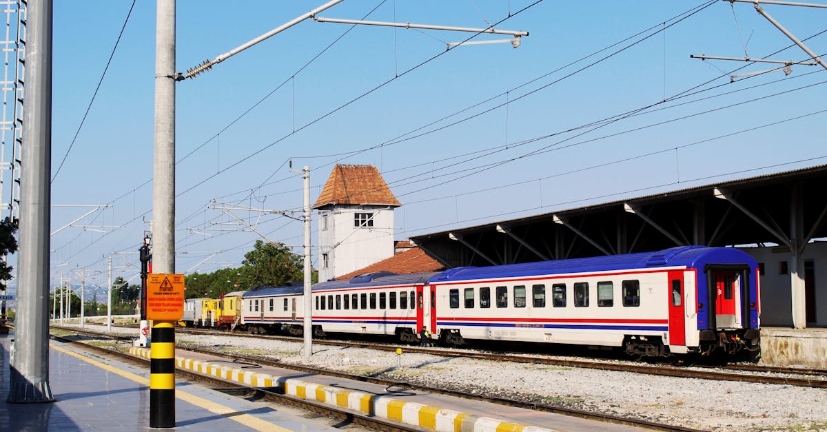 découvrez l'univers fascinant des gares ferroviaires, où l'efficacité rencontre l'architecture. explorez les services, les commodités et l'histoire des grandes stations de train en france, tout en planifiant votre prochain voyage inoubliable.
