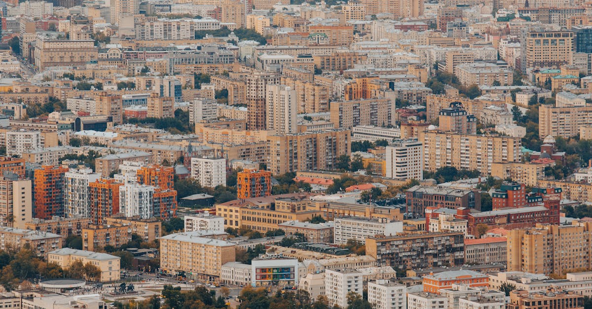 découvrez l'urbanisme : ses principes, enjeux et solutions pour aménager, planifier et transformer durablement nos villes de demain.
