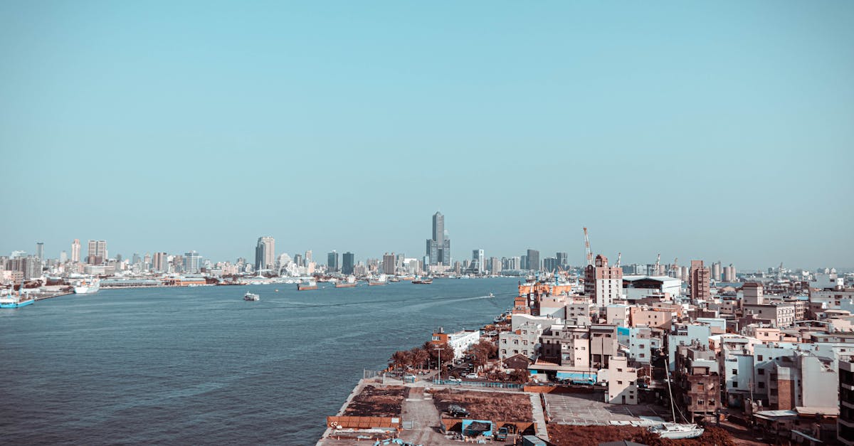 découvrez l'urbanisme : principes, enjeux et innovations pour planifier, aménager et transformer les villes de demain dans une perspective durable et inclusive.